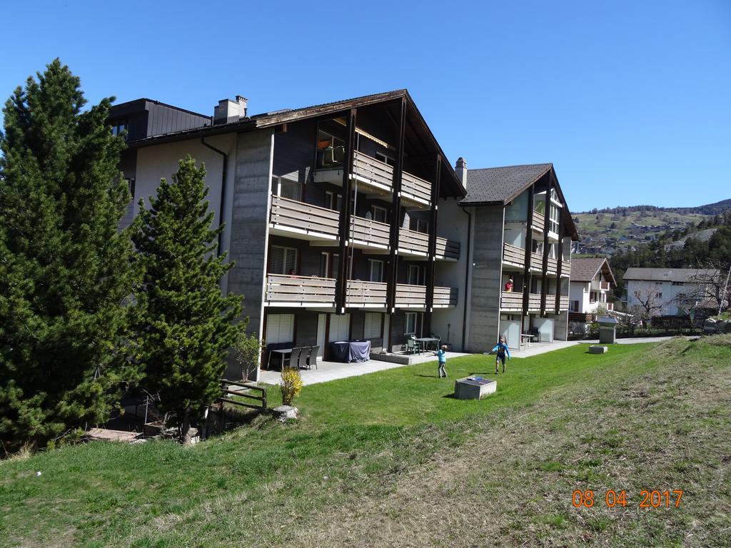 Appartamento Haus Montanara Unterbäch Esterno foto